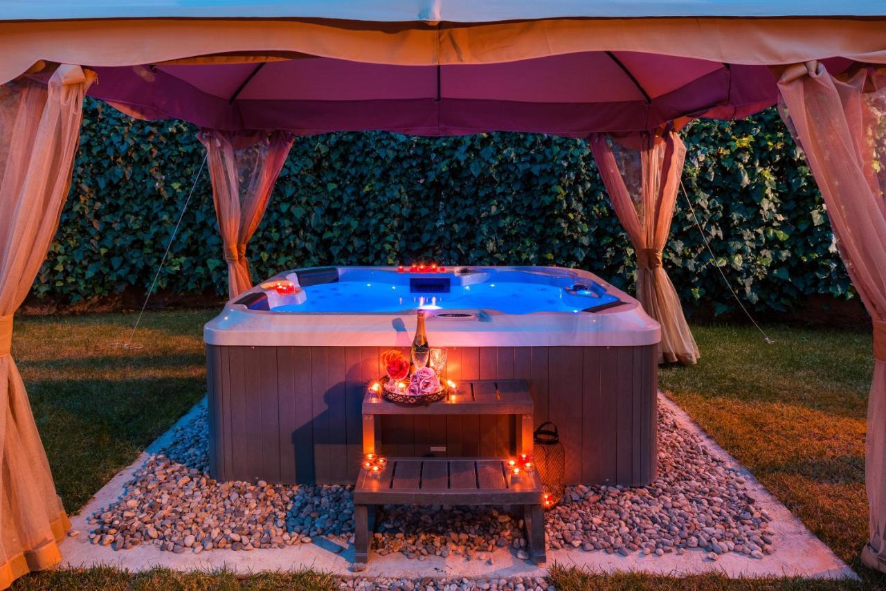 Villa Roko- The Spacious Luxury Trogir Ngoại thất bức ảnh