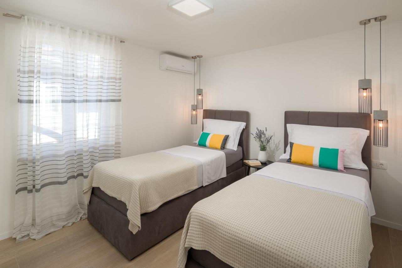 Villa Roko- The Spacious Luxury Trogir Ngoại thất bức ảnh
