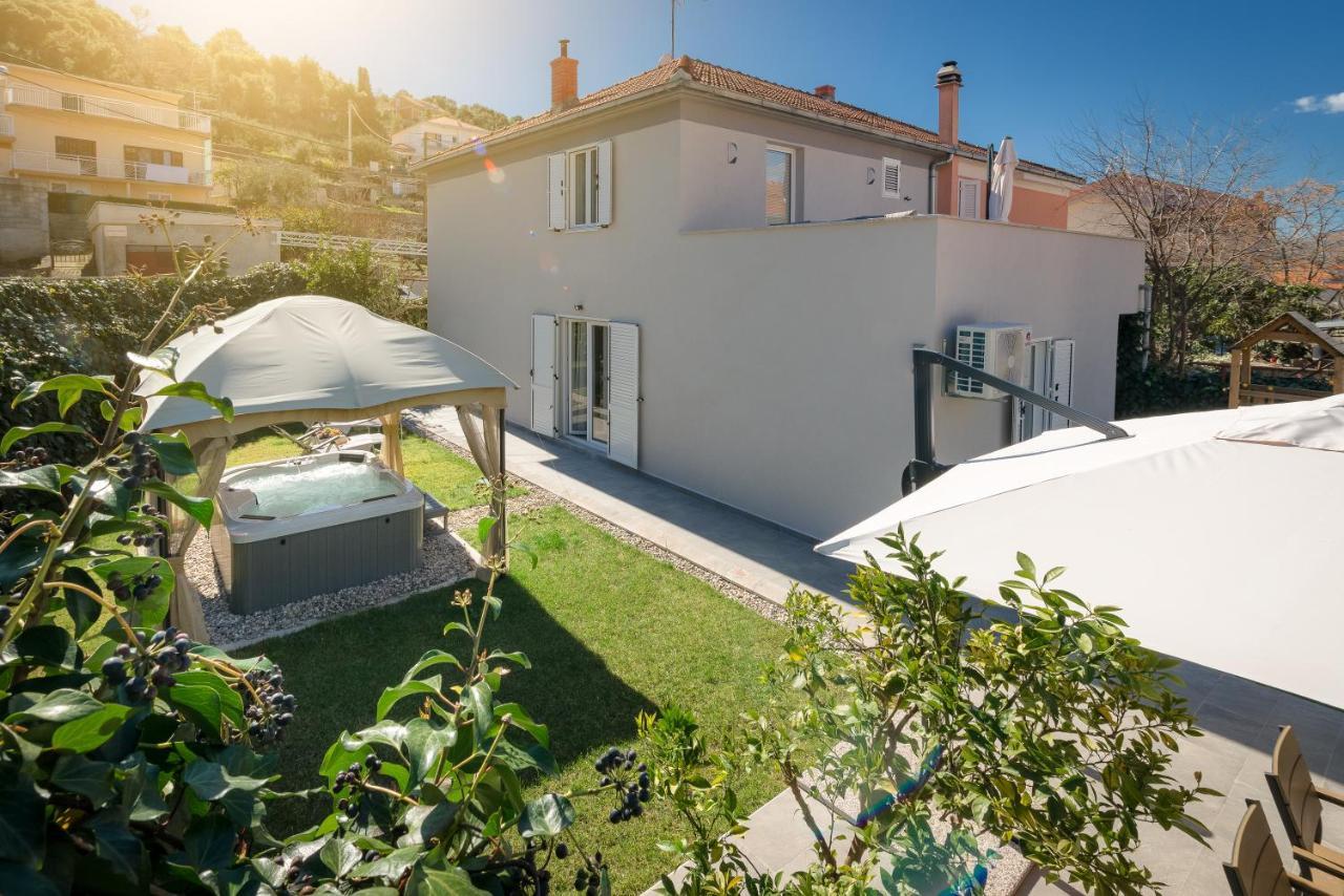 Villa Roko- The Spacious Luxury Trogir Ngoại thất bức ảnh