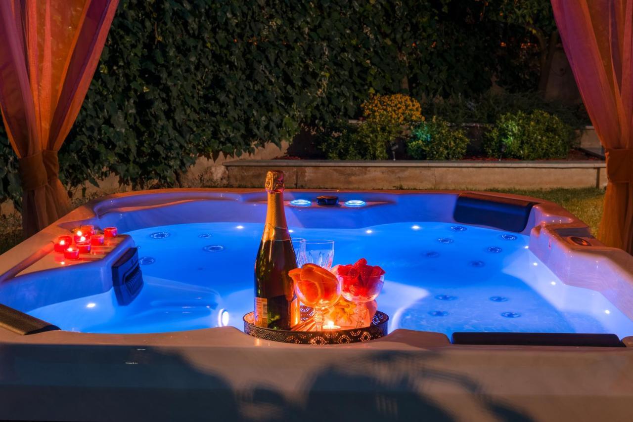 Villa Roko- The Spacious Luxury Trogir Ngoại thất bức ảnh
